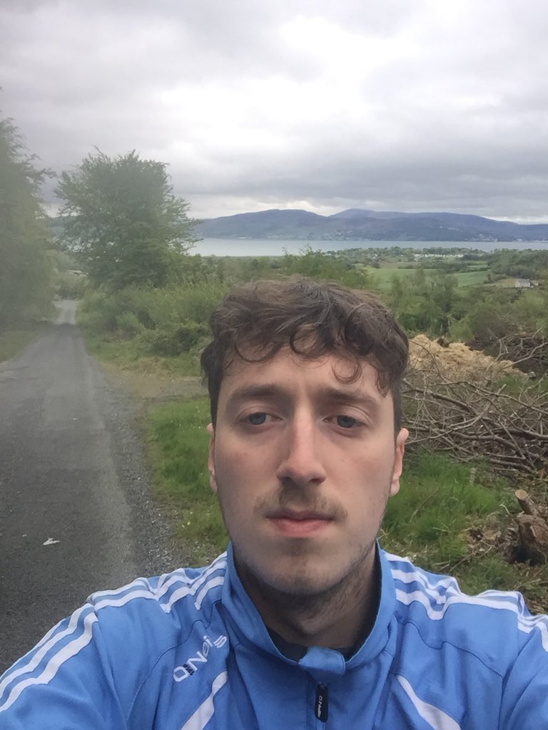 adriang86518036's tweet photo. Day 4 of @Ogra_SF challenge. Decided to go for a light run around the road. I remember during the JC+LC I’d walk this route to get a break from studying and it always been a route I always appreciate. #yourmindisyourstrongestweapon https://t.co/3JOqj6prDu