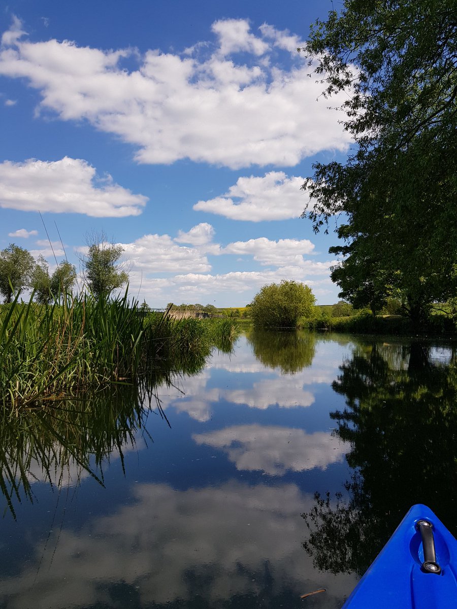 Alib632's tweet photo. Beautiful afternoon kayaking in the sun we are so lucky to live here 🚣‍♀️🌞 #stunningnorfolk #sopeaceful https://t.co/r65377SoTj
