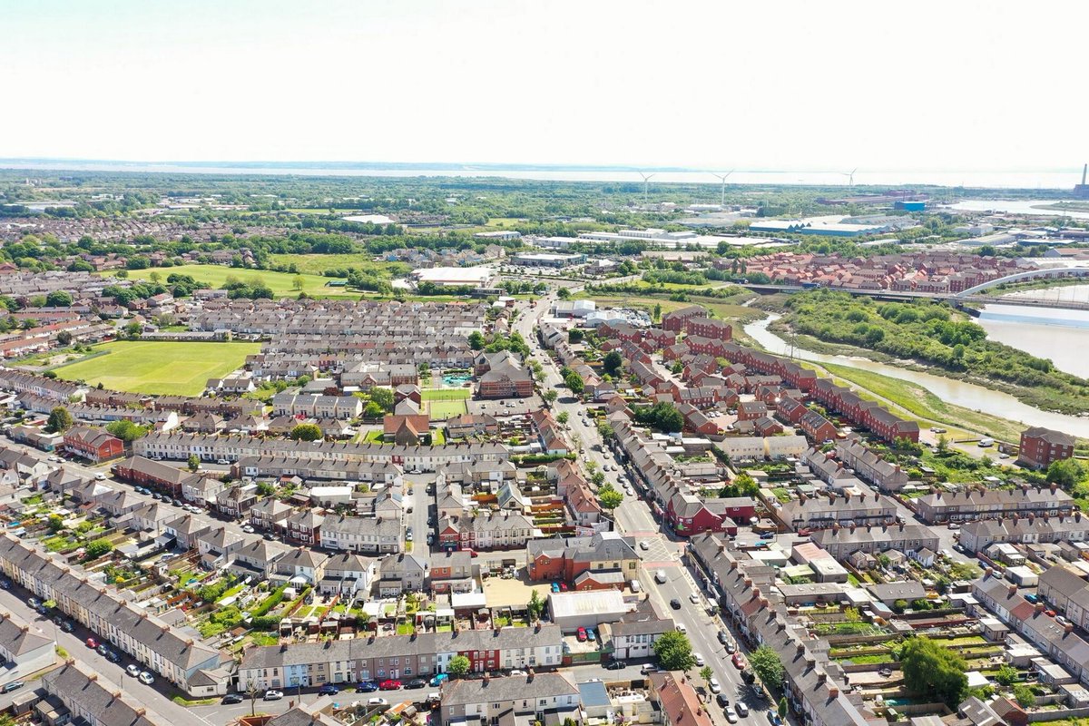 The incredible drone images which show just how deserted Newport has become walesonline.co.uk/news/wales-new…