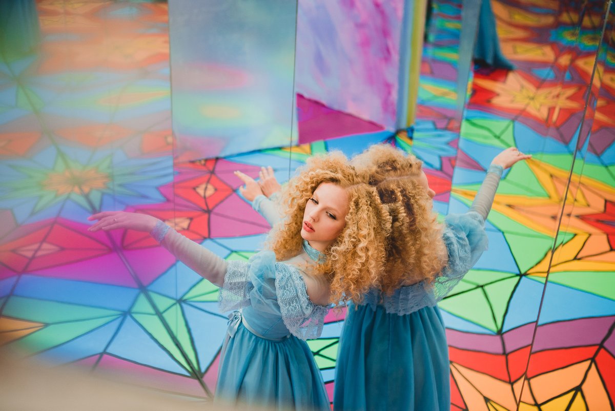 immersedwonder's tweet photo. The dream of Wonderland of long ago 💭⁠
⁠
Photo by the Maxwells @philipmcmaxwell and @rubyjune ⁠ https://t.co/k6Sw6qZlFO