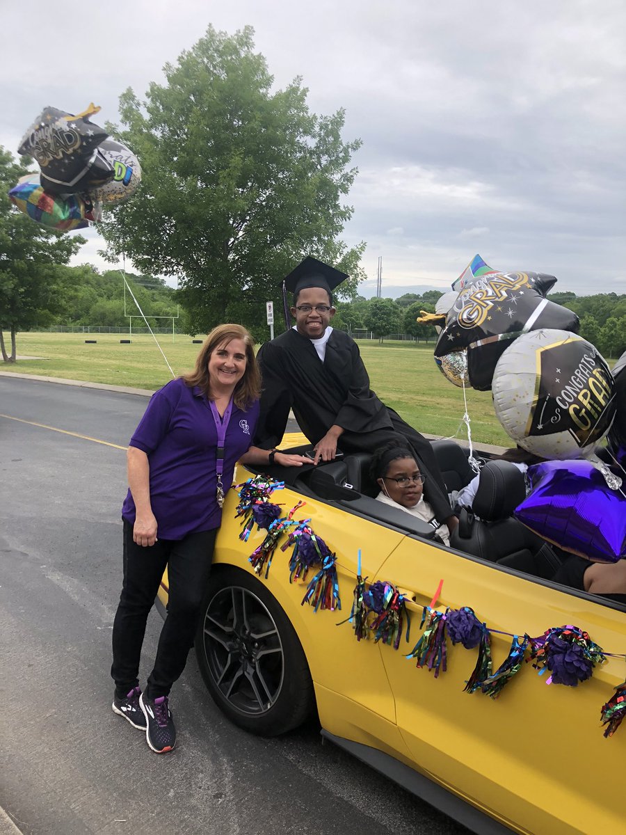 DunnMarsha's tweet photo. It is exciting to celebrate Trey (Herbert) Russell’s graduation from @CaneRidgeHS! I was blessed to spend 5 years with him @AZKelleyES #amazingfamily https://t.co/Zpxxia96SL
