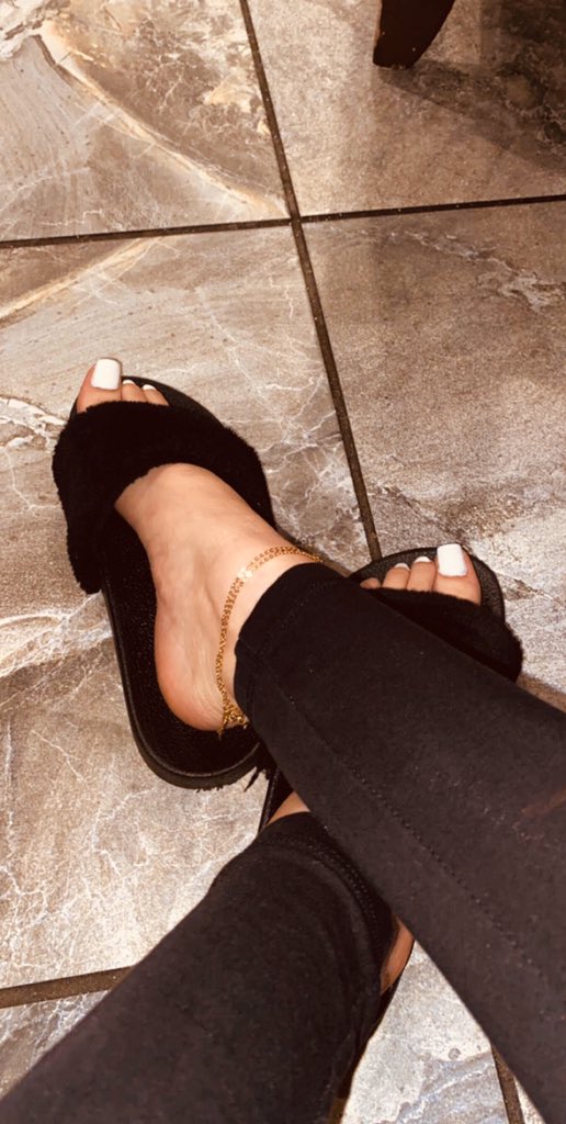 petitegoddessss's tweet photo. @babygirlkiara @Hotwomenpromo Add me on Snapchat! Username: petitegoddessm https://t.co/h5S4R1dhJN https://t.co/KF9eEPvuL0