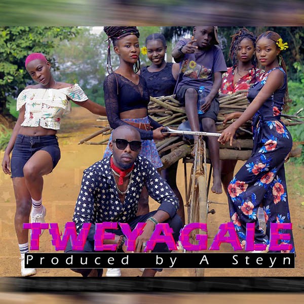 The9pmShow's tweet photo. #NowPlaying Tweyagale by @eddykenzoficial on @ECARadio with @GarethBayard #The9pmShow #ECARadio
#StayHomeSaveLives #StayHomeWithECA🏠 https://t.co/RJ1mAtZHOC