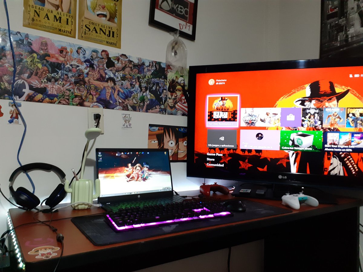 cv_david's tweet photo. Mi humilde cueva. #RubiusSetup @Rubiu5 😜 https://t.co/VDL3VYhLRf