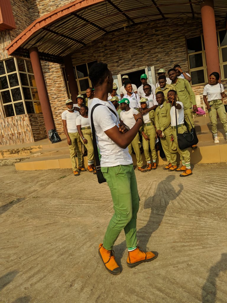 ThisEnesi's tweet photo. Youths obey the Clarion call
Let us lift our nation high
Under the Sun or in the rain 
With dedication and selflessness
Nigeria's Ours, Nigeria We serve...

The passion I used in singing this anthem in camp
Few More Days to Allowee ���
NYSC Khaki thread! Let's go! https://t.co/PmPJdQ1srd