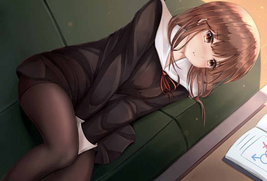 VoteIino's tweet photo. "You love my legs? Sicko...that's no love...just a fetish. Weirdo!" https://t.co/n0ct06fNSw