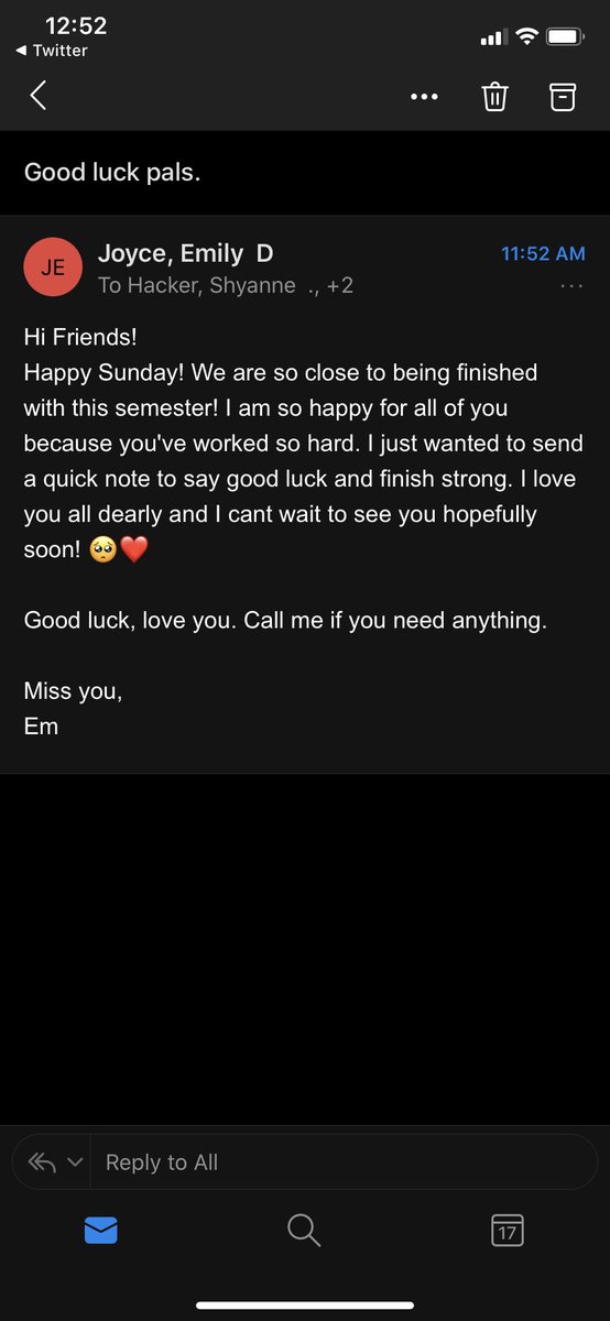 Could she be anymore cute?! 
Love you so much Em and I am so thankful for you 🥺💗
