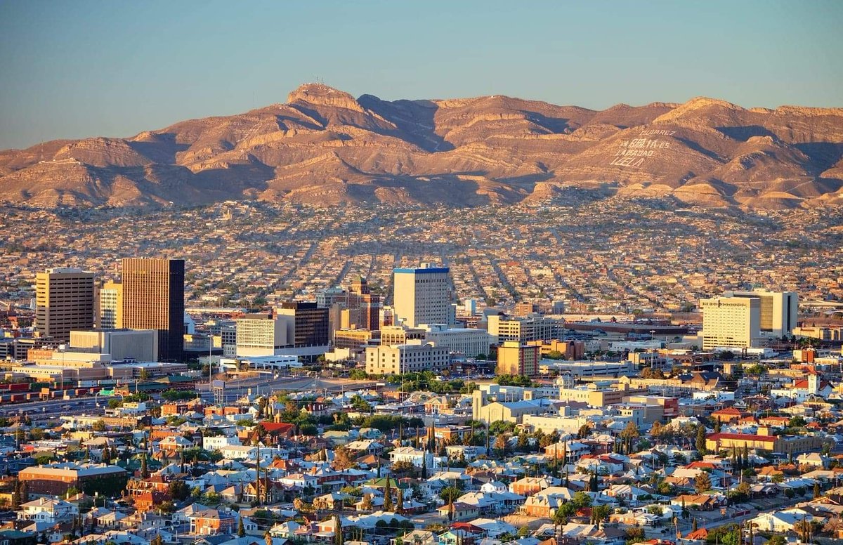 climatepissed's tweet photo. With less snowpack feeding the Rio Grande, El Paso's water is drying up due to climate change. Now the city is turning to sewage to turn back into drinking water. 

#ClimateChange #ClimateAction #drought #Texas #ElPaso #ClimateActionNow #filmmaking https://t.co/ylZl50nyMJ