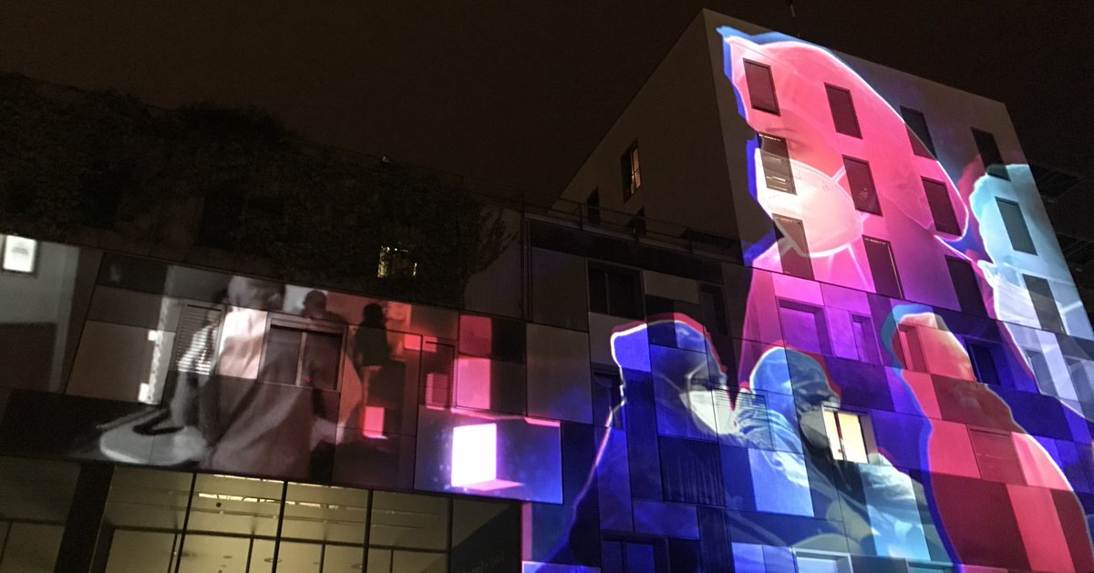 CHUdeNice's tweet photo. 📌Inscrivez-vous en ligne sans tarder pour assister à l'une des projections de l'œuvre d'art éphémère créée en hommage aux professionnels du CHU de Nice.
Le nombre de place est limité!
🔗https://t.co/IPLZ0WBPie
#MerciCHUdeNice https://t.co/ArHbng3yIQ