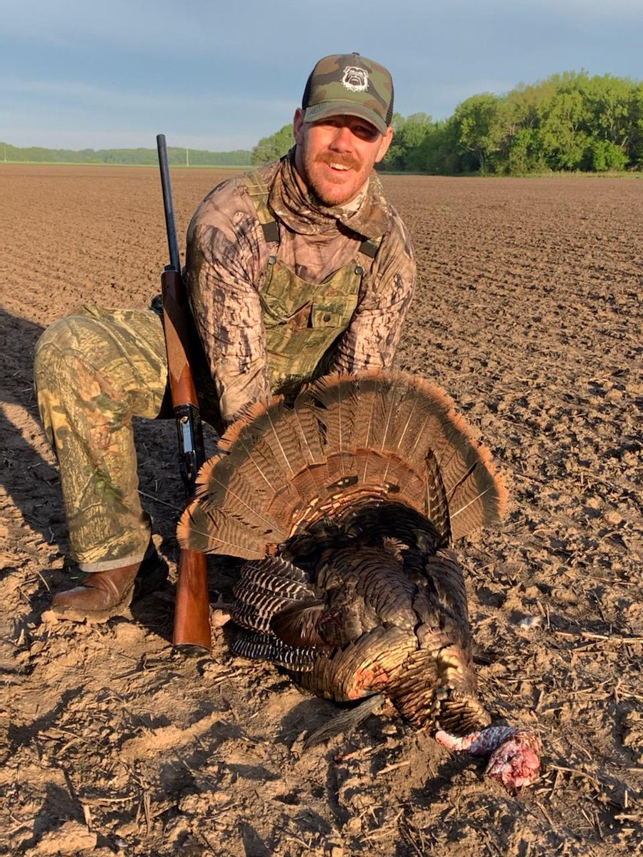 TJJacksonJr85's tweet photo. Tagged out. Good start to learning how to hunt turkey. https://t.co/ScqHbGFMDx
