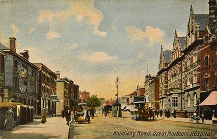 An artists impression of Holloway in the late 1800’s. To the right is the Royal Northern Hospital circa 1888, pivotal to WW1 efforts. Today in Manor Gardens you will find a memorial to the fallen soldiers of WW1 affixed to the archway of where the injured soldiers used to enter.