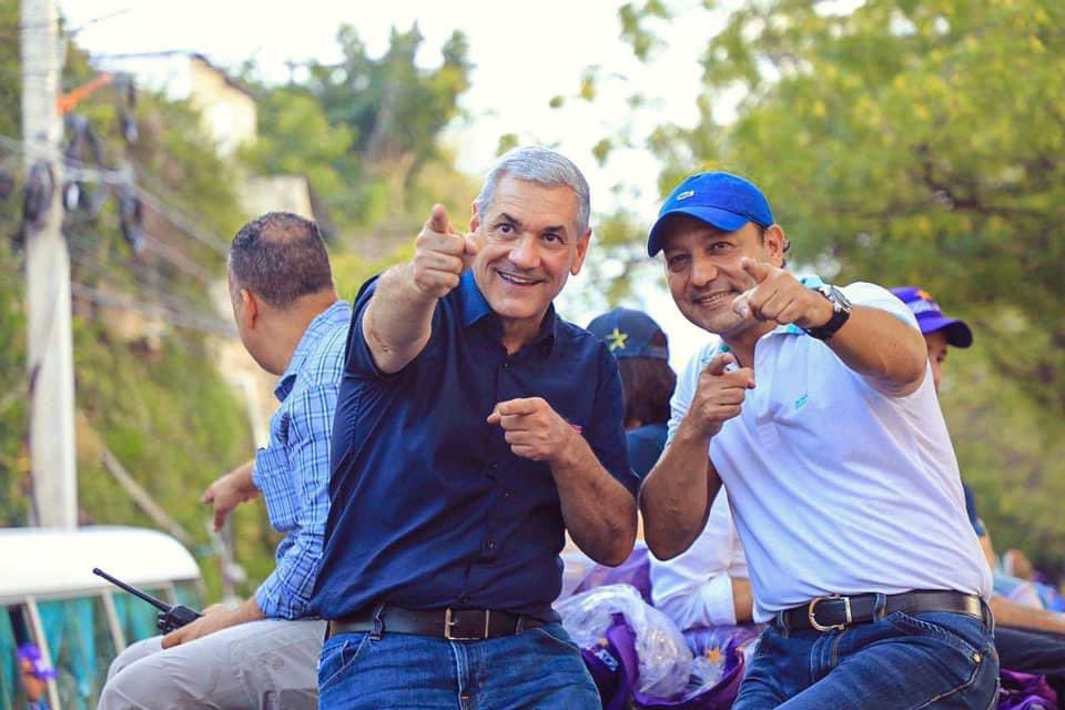 AbelComunicaRD's tweet photo. “En el @PLDenlinea tenemos un candidato Presidencial, que es un trabajador incansable, un hombre de acción”. @abelmartinezd @Gonzalo2020RD https://t.co/Mkc0NyhfMY