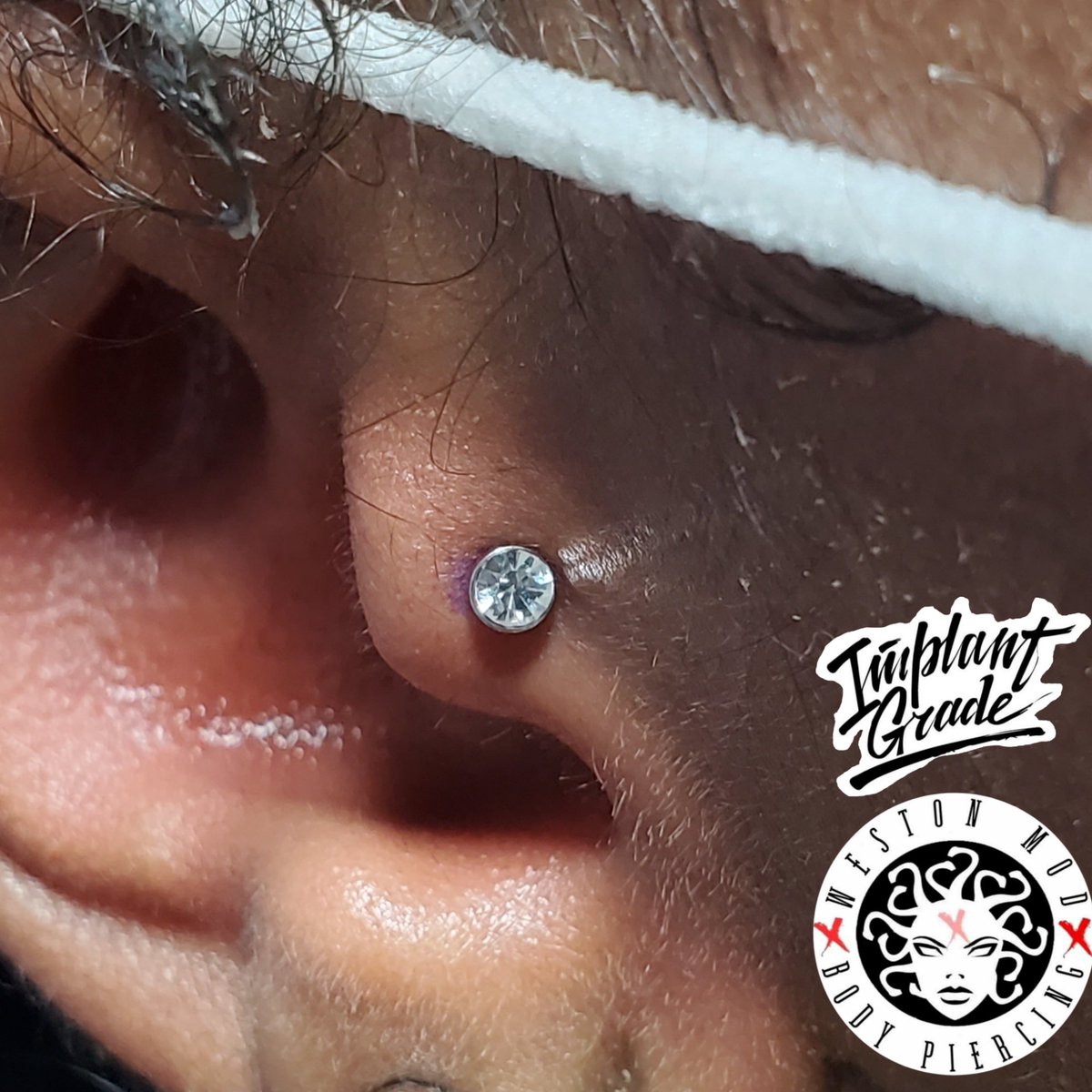 WestonMod's tweet image. Tragus piercing done with threadless titanium 
#westonmod