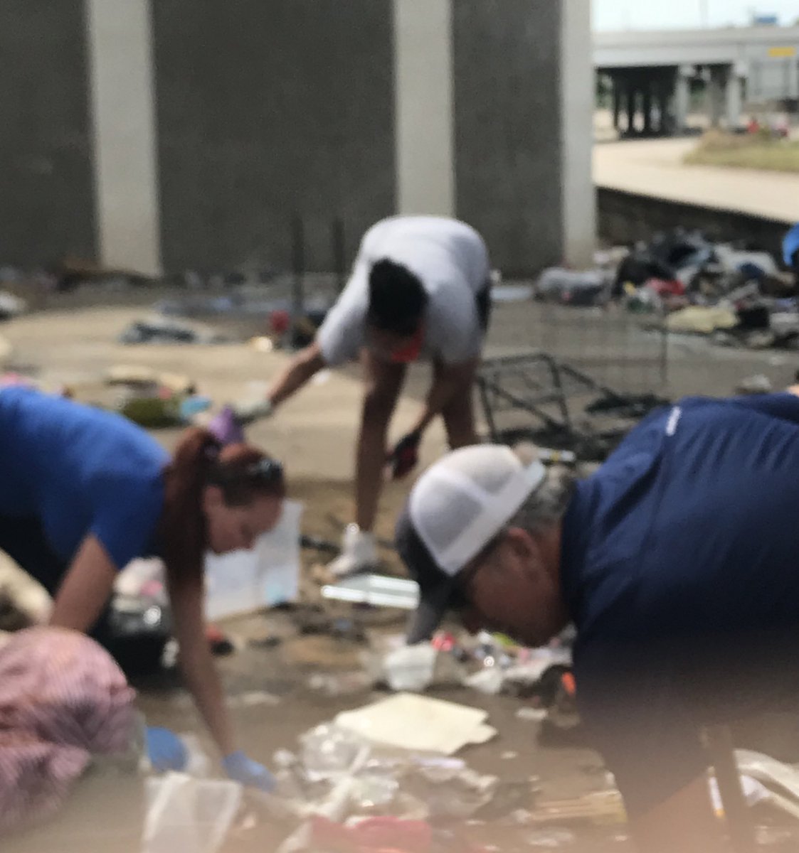 mkelly007's tweet photo. I spent this morning with a group of volunteers from @takebackaustin cleaning up an abandoned camp at Ben White and south 1st street. If you want a cleaner city, please consider donating to my campaign for #atxcouncil : https://t.co/EyFzxhrlcw https://t.co/fGGWEXIozc