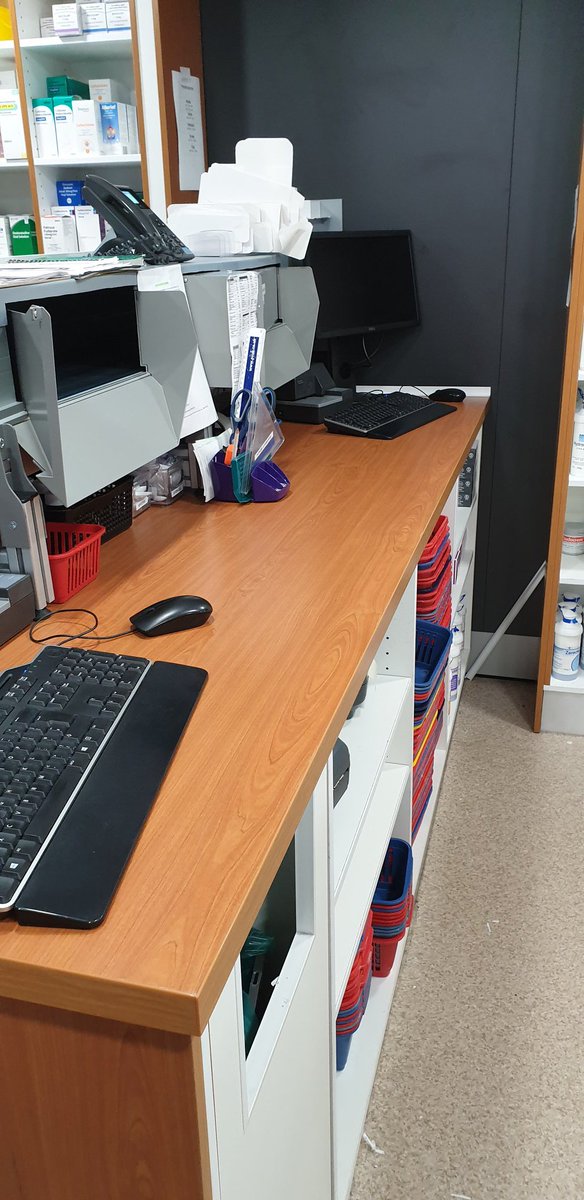 usmaan139's tweet photo. @AllisonsChemist Some #benchporn from @KLPharmacy , Sunday Pharmacy! #pharmacyhour https://t.co/I3OPLc0jEf
