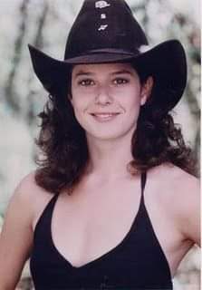 Happy 65th Birthday to Debra Winger. 