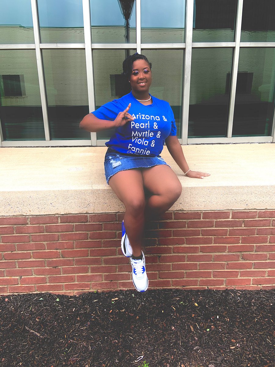 iam_steviii's tweet image. Oh I heard y’all was looking for me 👀 5️⃣💙🕊
#PearlGang #Live5 #13ViZionarieZofFiner
