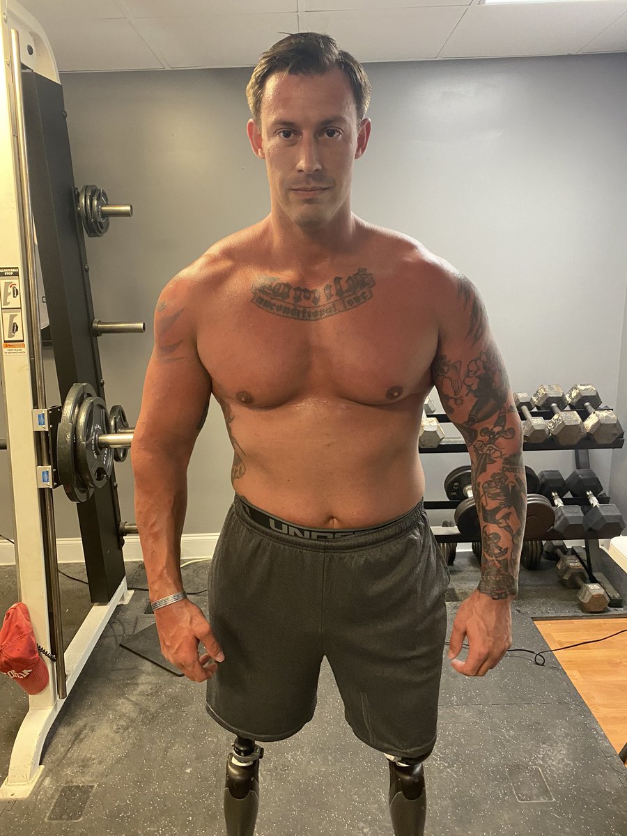 The Six Fingered Man on Twitter "Nothing to see here. Troll gonna