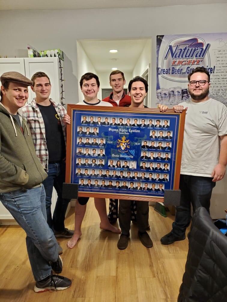 Their Senior year may have been cut short, but the impact they've made on our chapter has been immeasurable. Phi Alpha to our Seniors, we wish you all the best in your future endeavors as you represent the True Gentlemen of SAE #CLASS2020 #graduatetogether2020 #sigmaalphaepsilon