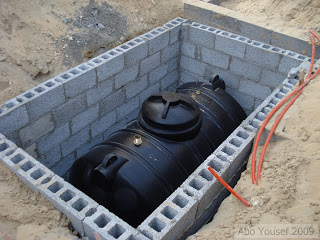 بدر ناصر الهدابي Pa Twitter تكرر انقطاعات المياة بسب أعمال الصيانه و قد تستمر ايام و نجد أنفسنا في مأزق حقيقي كونه شريان الوريد و قد نلجأ الى تناكر الماء وننصدم بجشع