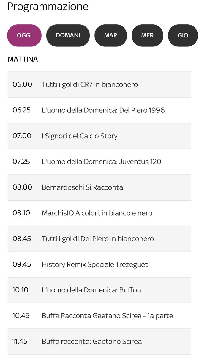 armcopp's tweet photo. La ricchissima e liberissima programmazione domenicale di @SkySport. Perché scrivere #SkyJuve o #JuveChannel pareva brutto. Poi lo vogliono dal pezzotto se perdono abbonamenti. Che schifo.
#Juventus https://t.co/2wbNzhRmHx