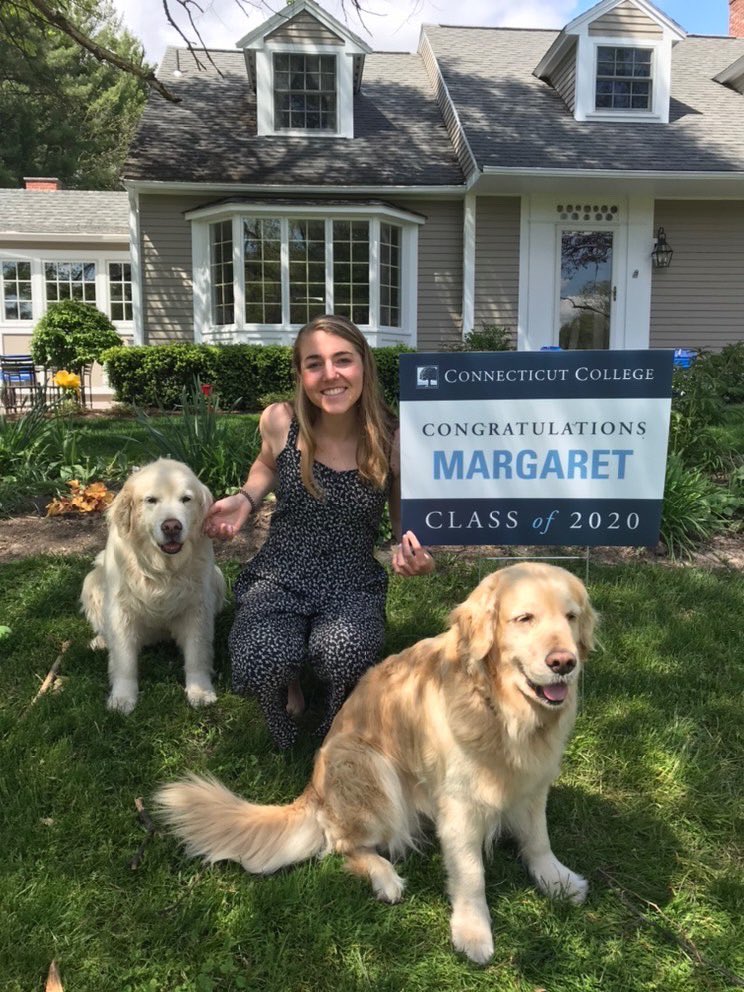 ConnCollege's tweet photo. The Class of 2020 is celebrating! Congratulations to our seniors! πͺπ#ConnColl2020 https://t.co/ivaFY7x1eL