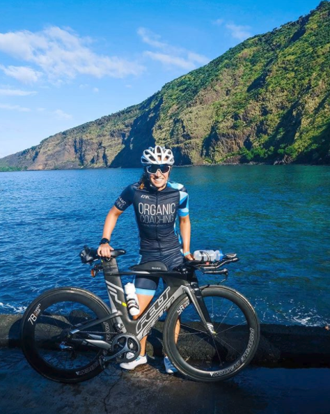 EpixGear's tweet photo. Get out and find killer views and ride your bike! πππ₯πΈ @coach.carly #epixgear #gohardlookfierce #lookfastbefast #tritahlonapparel #customapparel #swimbikerun #endurance #triathlete #anythingispossible #cycle https://t.co/6ZwXwAWlX2