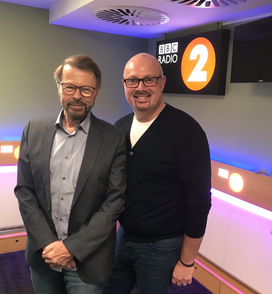 malprin's tweet photo. Chuffed to bits
With #BennyAndersson and #BjornUlvaeus
#ThankYouForTheMusic
#LetsAbbaParty #BBCRadio2
#ABBA @abba @Nicki_Chapman https://t.co/UdF7oUa2CC