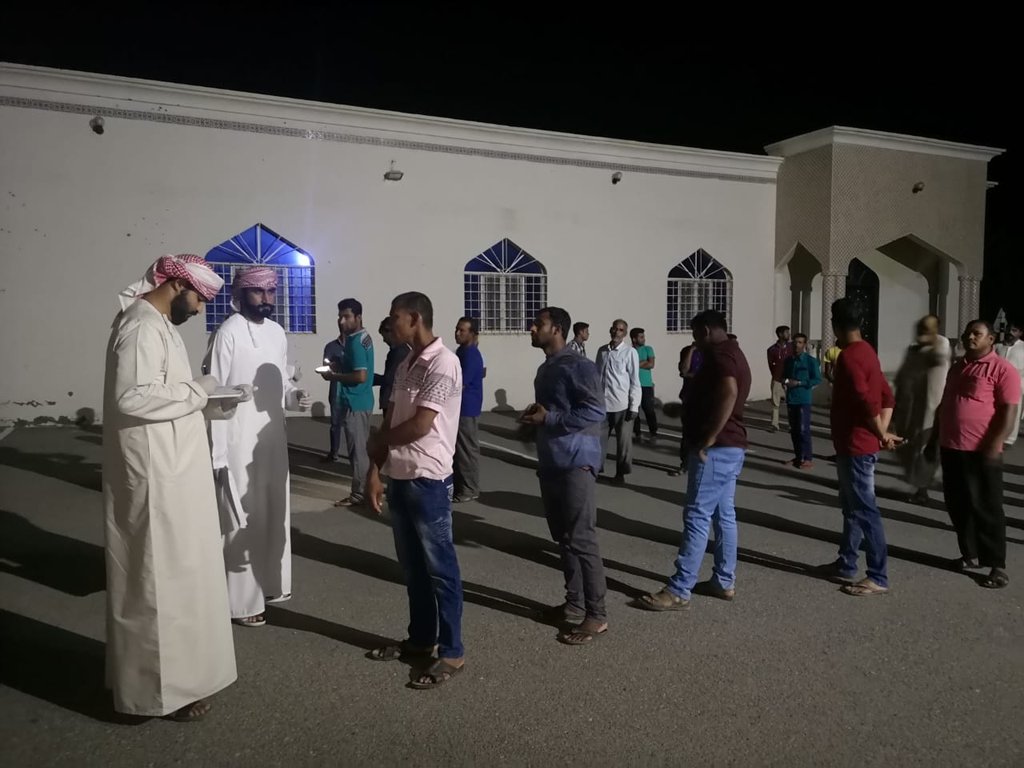 falajsudairyeen's tweet photo. جانب من فحص العمالة الوافدة الان بفلج السديريين https://t.co/KONY0PI8NN