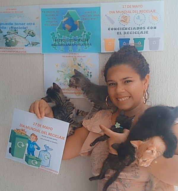 Erlomfrv's tweet photo. 17 de mayo Día mundial del reciclaje,en nuestras manos está cuidar el planeta.
@Rdevida2019 @fernandezlennin @AlainJimenezFad @astrinavarro @arevalo_nadin @holmes_leonel @petrogustavo @nazlycontreras @ParasoAnimal2 @PlataformaALTO @PirryOficial @El_Pilon https://t.co/1CgSWsrSUb