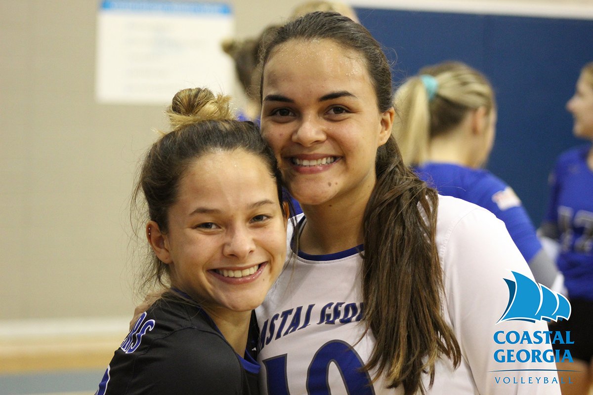 ccgaathletics's tweet photo. It's another #SmileSunday!
Volleyball players Yorelis Rios Gonzalez and Gardieliz Laureano-Andujar pose after a match! Both transferred from Daytona State to play two years at Coastal Georgia!
#HailTheSail #HappyMariners https://t.co/VgihW2bPMm
