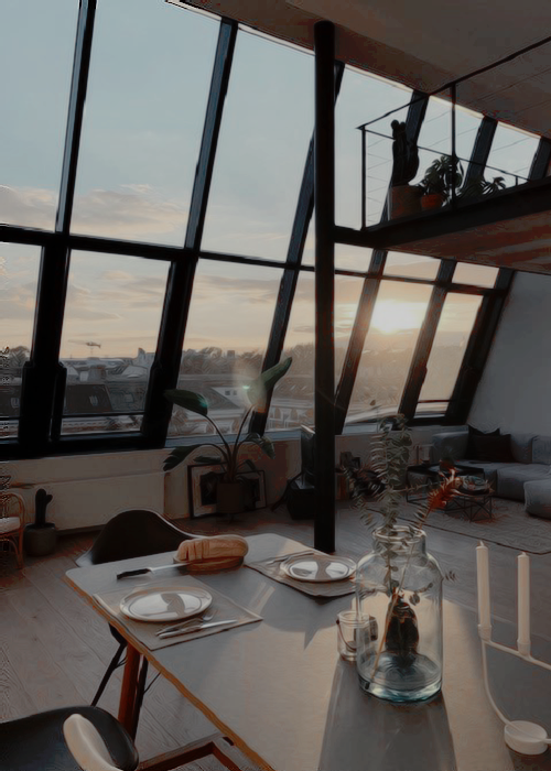 ㅤㅤㅤㅤㅤ︙ 𝖳𝗁𝖾 𝐚𝐭𝐭𝐢𝐜 𝐰𝐡𝐞𝐫𝐞 𝐰𝐞 𝐜𝐚𝐧 𝐜𝐡𝐢𝐥𝐥, 𝐰𝐚𝐭𝐜𝐡 𝐭𝐡𝐞 𝐬𝐮𝐧𝐬𝐞𝐭 𝐚𝐧𝐝 𝐰𝐡𝐞𝐫𝐞 𝐈 𝐜𝐫𝐞𝐚𝐭𝐞 𝐦𝐲 𝐚𝐫𝐭.