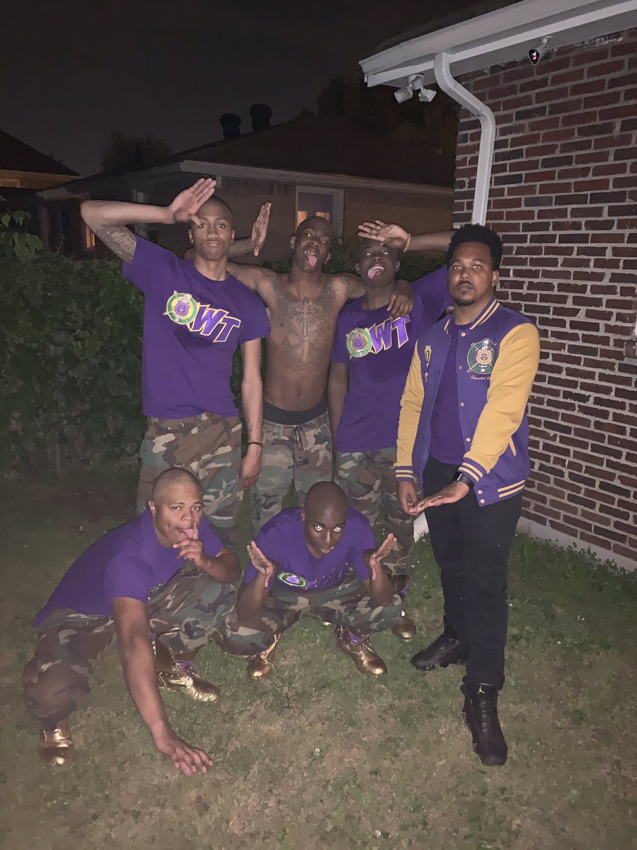 iam_marcus_2's tweet photo. I heard a voice in my head head head
It was a long cold hard road to OMEGA Land
But ima take my brothers with me every step of the way.
Let me  reintroduce myself. To you I’m known as Summerville but I will forever be known as Qountry Sipp in Omega Land 
4 Dawg-ΗΨ-SPR20 💛💜🐶 https://t.co/3T3hbYe7Fz