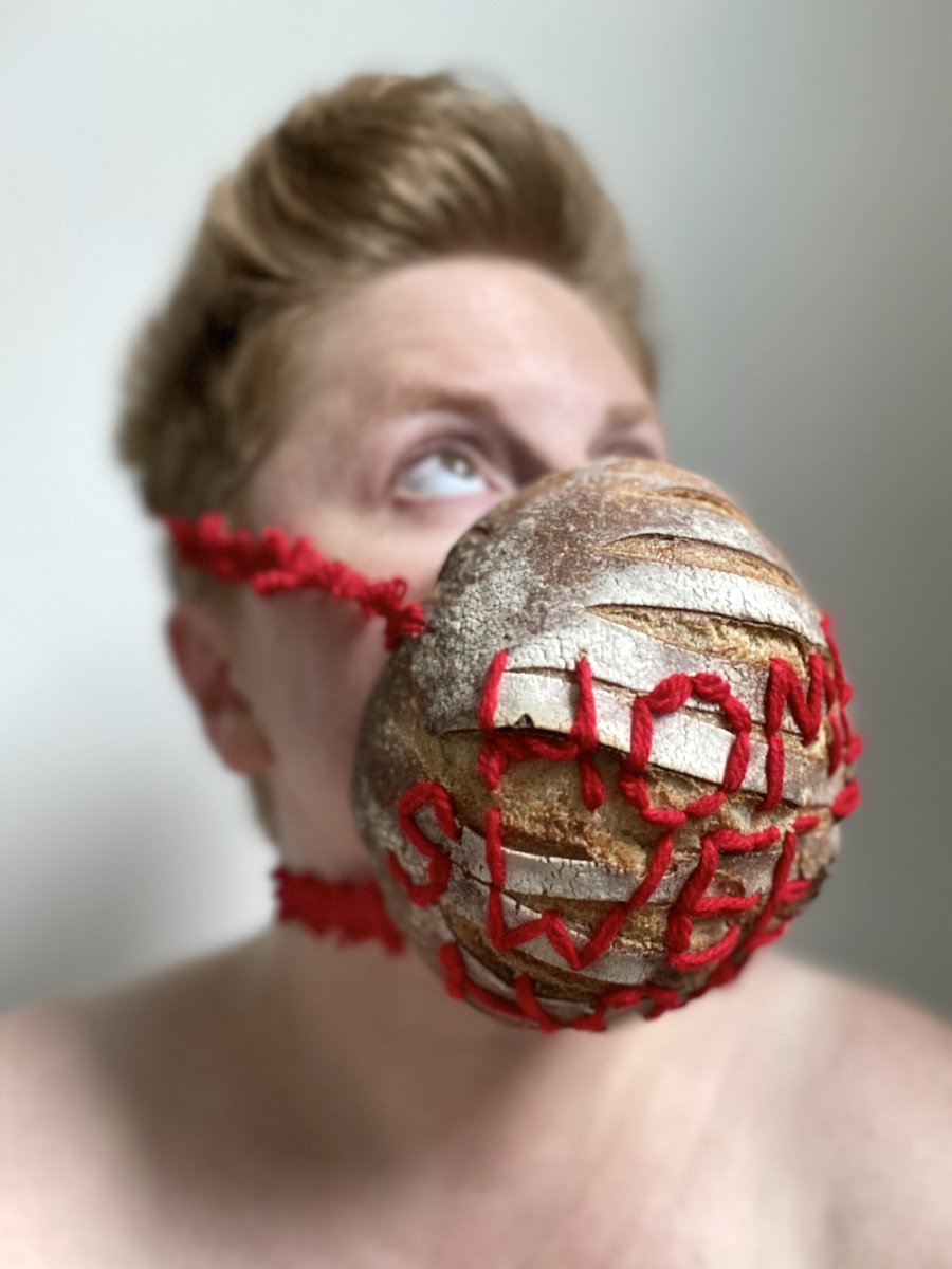 movanart's tweet photo. ‘Hem Kära Hem’
sourdough, trim, & yarn
2020
#hemkärahem #homesweethome #CovidArtMuseum
#distancio #breadart #artinthetimeofcorona #artinthetimeofcovid #mask #munskydd #munskyddpå #surdeg #brödansikte #brabröd #mauscontemporary #pandemicart #covidselfie #coronaselfie https://t.co/1AfUjiCmDt