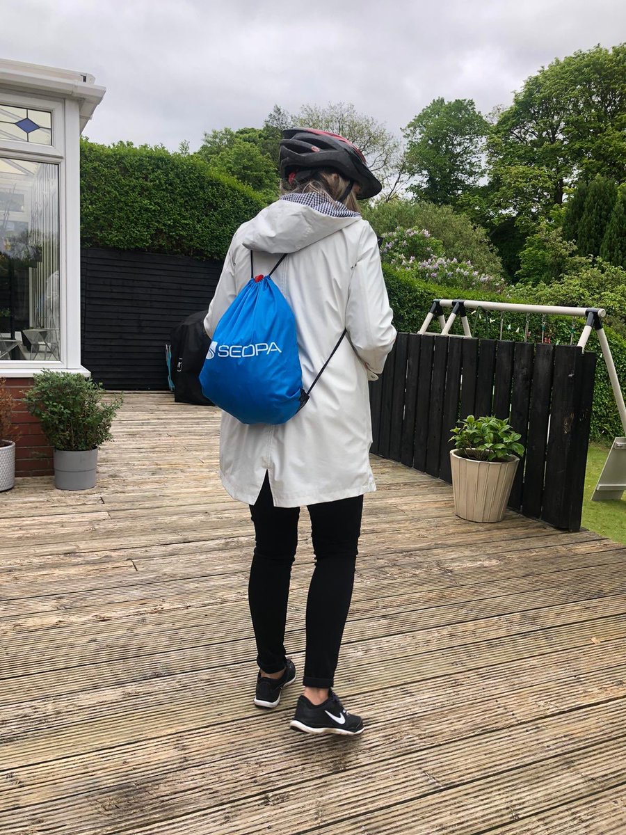 DawnMilford02's tweet photo. Hoomum was dubbed Dora the Explorer when she got out the bicycle after twenty years to do some shopping - lol https://t.co/CeADHkWU2l