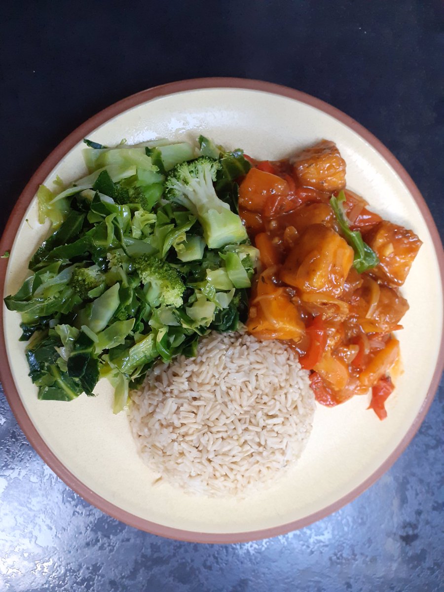 StripyMango's tweet photo. Made @Rummanco brown stew tofu dish for dinner today.  Delicious.  Served with brown rice and steamed green veg. Defo making again. #vegan #Caribbean #tofu 

https://t.co/6bBzNcXEFW https://t.co/W2aijdnaal