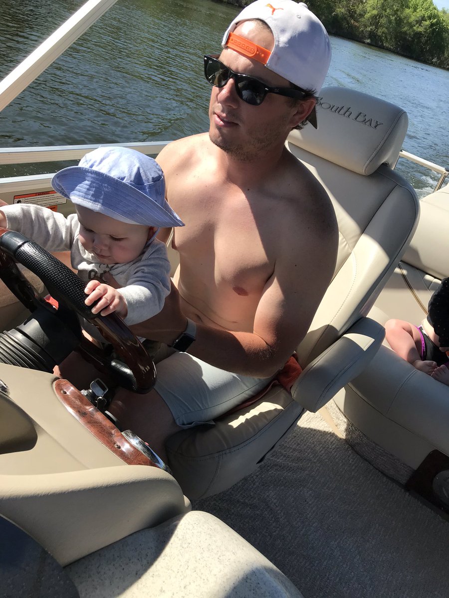 jedamu's tweet photo. Gonna be weird when this kid figures out his Dads name is Jeremy, and is just the worst!! #speechfail #ilikemyname https://t.co/nEf3rBbA3R