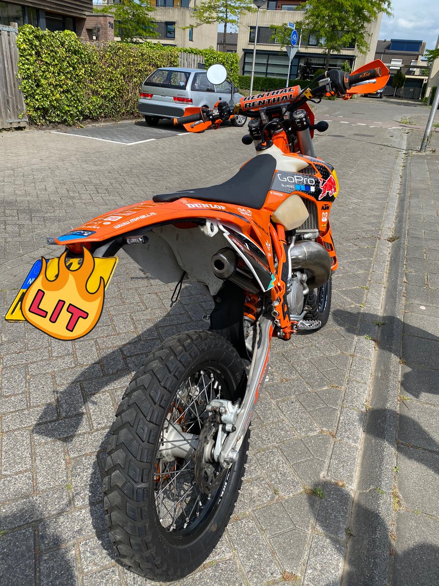 Day 137. Went to have a look at this enduro bike, it looks epic, but gonna look for another model for the dirt, since with the price it would be oof. But can always still buy it 