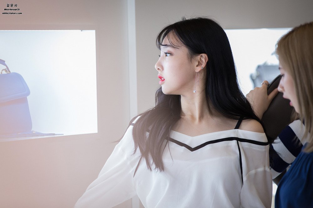 nayeonfilter's tweet photo. 160628 https://t.co/XsDoc7oODW