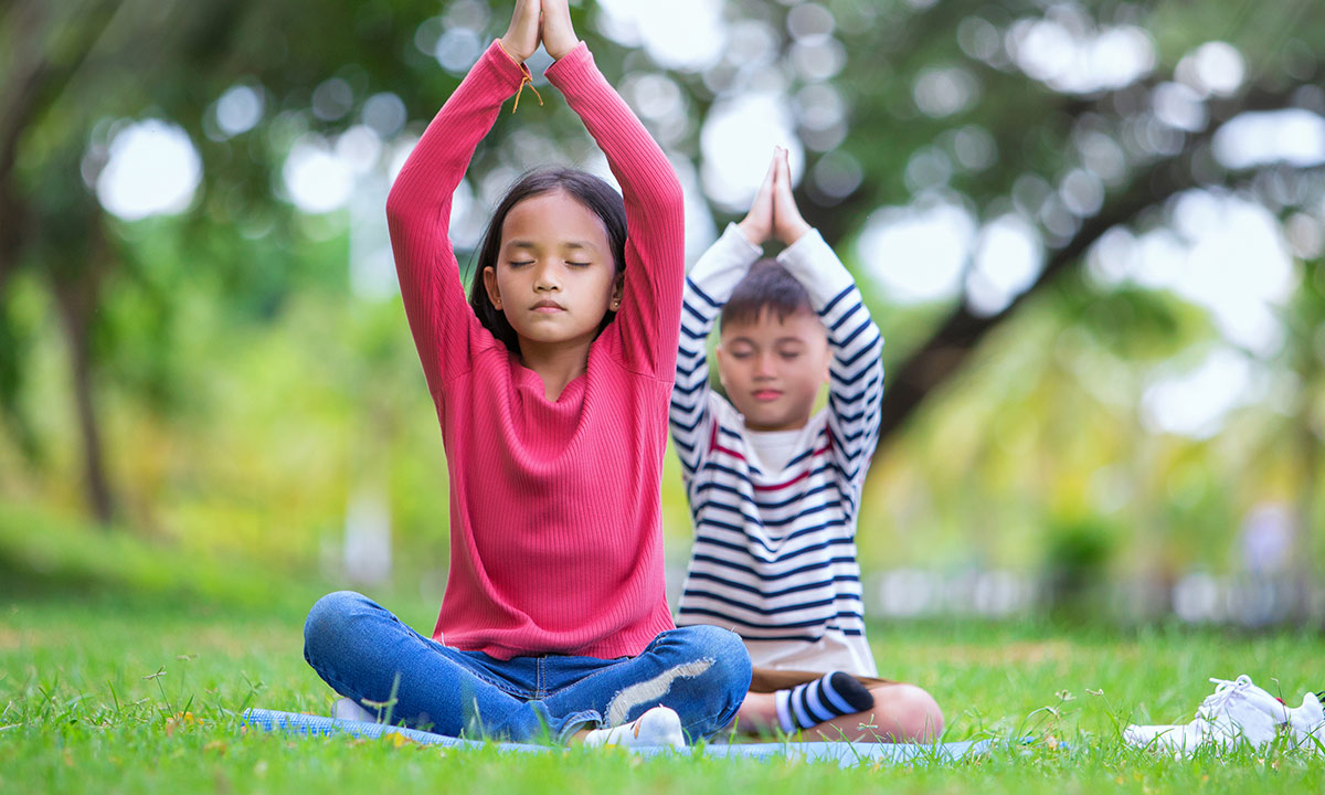 LifesWellness1's tweet photo. 6 mindfulness activities for children in lockdown 6 mindfulness activities to help children through lockdown - https://t.co/vH7Vtl4BXS https://t.co/N46s4aGwMb
