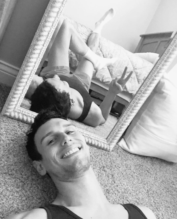 lbrokenmind's tweet image. • ~ #SeductiveSunday ™