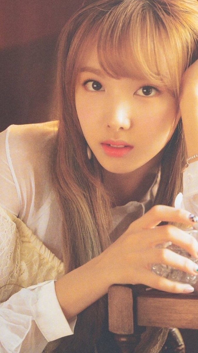 nayeonfilter's tweet photo. https://t.co/CzrkT93OBs