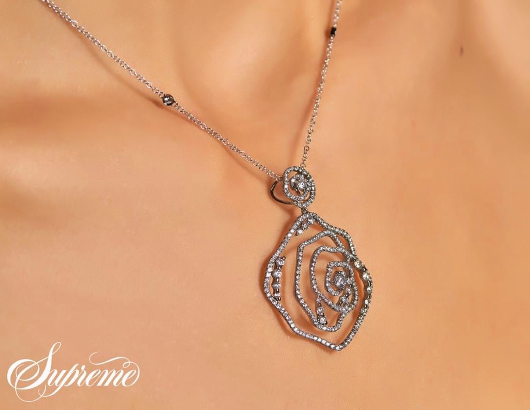 SupremeJewelry's tweet photo. This love is the rose that blooms forever🌹
.
.
.
Diamond Rose Style SJU2605P by @supremejewelry⠀⠀⠀⠀⠀⠀⠀⠀⠀

#supremejewelry #finejewelry #pendant #diamondpendant #jewelry #diamonds #designerjewelry #handmade #luxuryjewelry #luxury #rose #love #unique #blackrose https://t.co/iQKWxWBUY0