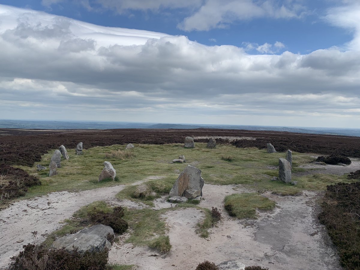 Manclee's tweet image. 17 miles walked today from #Shipley over #BaildonMoor to both #trigpoints up to #Hawksworth spotting new #cupandringmarked rocks up to #TwelveApostles #stonecircle on #IlkleyMoor then back! @visitBradford @VisitShipley @OrdnanceSurvey #neolithic @McGaheyJohn @JamesMcLean5