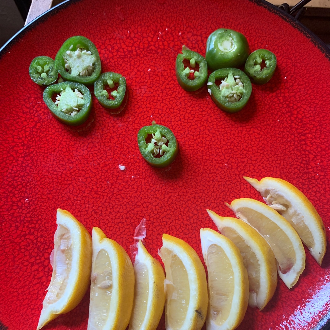 TechnicalRuckus's tweet image. I’ll be going live at 4pm est on @thecookoutorg twitch channel. Come hang out and make me eat gross thing. All proceeds go to @stjudeplaylive a great organization. See you there. The link to their channel is in their description. Go to @thecookoutorg @thecookoutorg @thecookoutorg