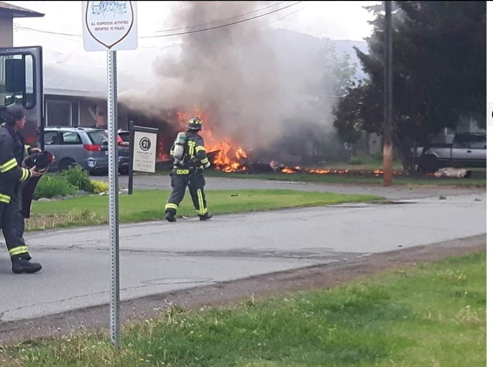 Kamscan's tweet photo. #Kamloops aircraft  crash scene  from facebook https://t.co/a8XzvyaIS6