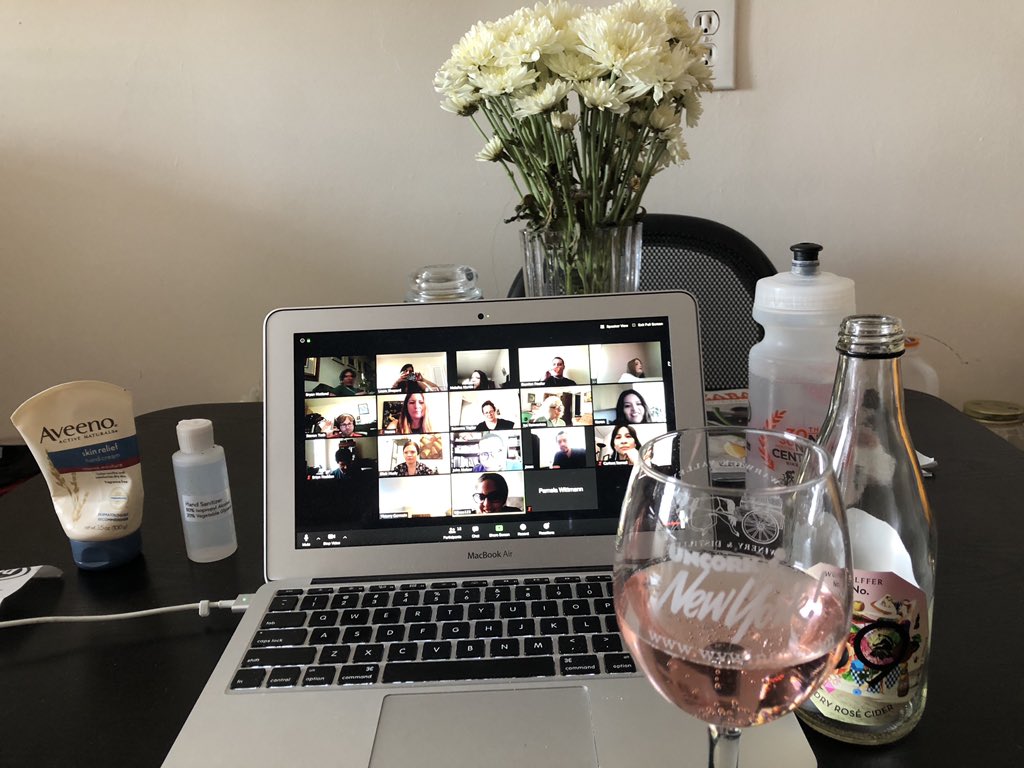LAShepard221's tweet photo. Fresh off my first @corona_couriers delivery! Dropped off groceries for a household of six and biked home on the #openstreets! Bought bread, cider &amp; apples at the @GrowNYC market and joined the #AstoriaWineClub virtual meeting! #TypicalSunday https://t.co/YuBsMRfGNW