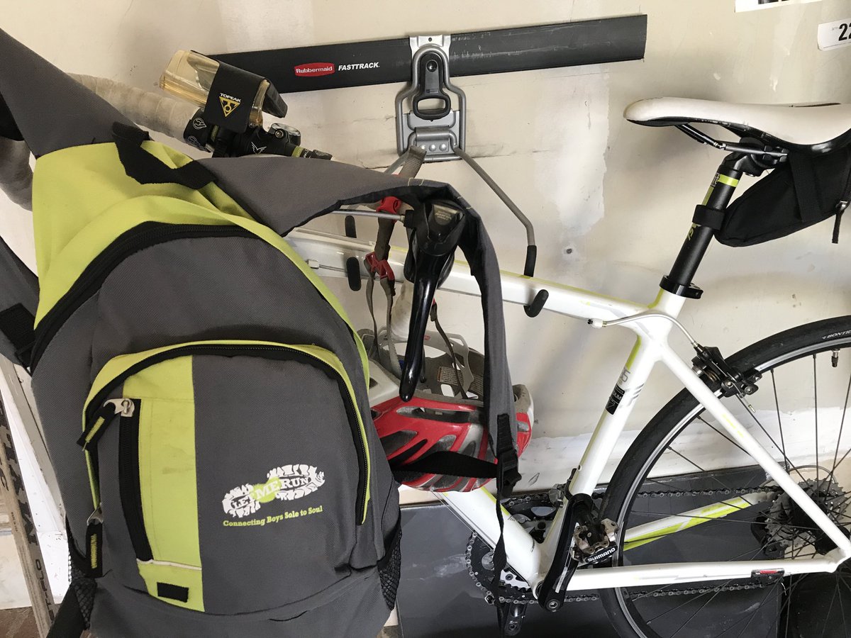 tcesRR's tweet photo. Used my book bag and bike to safely deliver books to additional @tegacaytitans. #SundayRide #16miles #literacyforall https://t.co/G7pqykWz4l