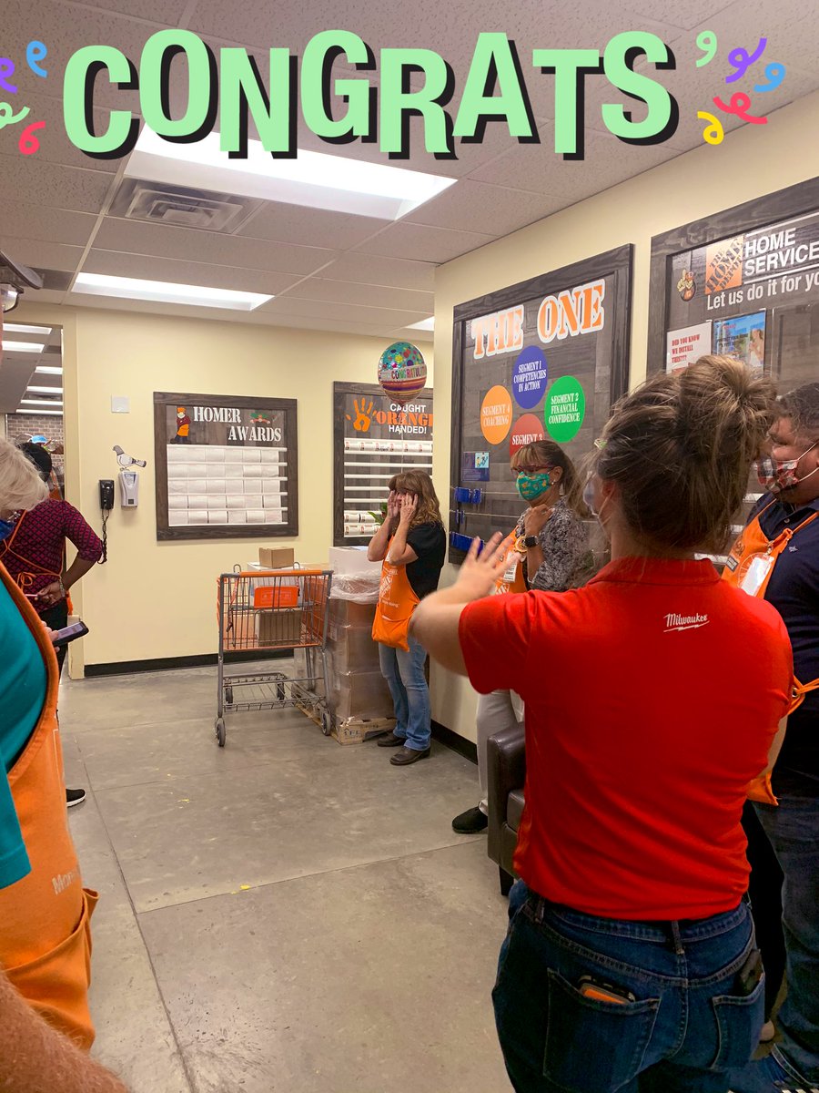 Congratulations 🎊🎉 to Brenda for her 33 years and Elaine for her 10 years at the Orange Family way to go!!!!🎊🎉
