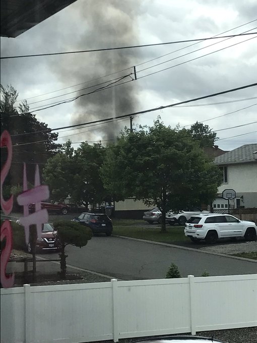 CityNewsVAN's tweet photo. NEWS 1130 is hearing reports of a plane crash in Kamloops, near the airport in Brocklehurst. According to a post on Twitter, a Canadian Forces Snowbirds pilot was ejected from the aircraft before the plane went down. More to come... (Photo: @MikeGT79) https://t.co/uk3RVKMUzt